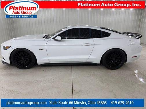 Oxford White 2017 Ford Mustang GT