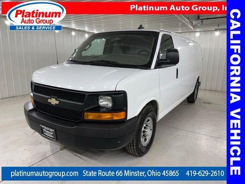 Summit White 2016 Chevrolet Express 3500 Work Van
