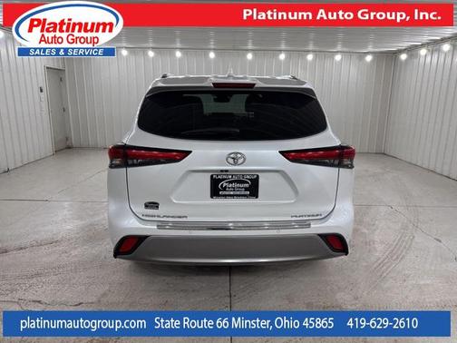 2022 Toyota Highlander Platinum