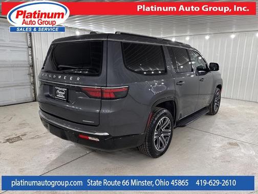 2022 Jeep Wagoneer Series III 4x4