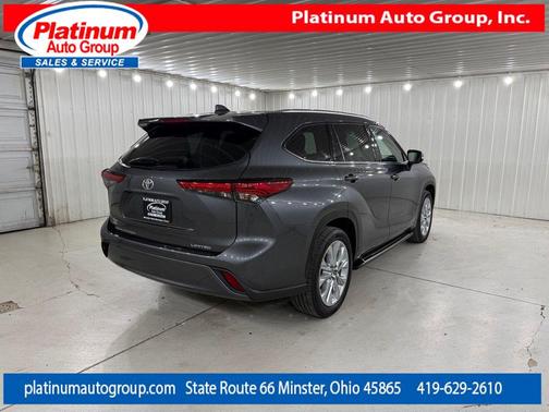 Magnetic Gray Metallic 2020 Toyota Highlander Limited