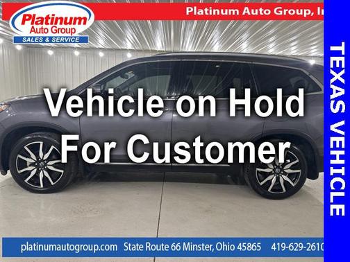2022 Honda Pilot Touring 8-Passenger