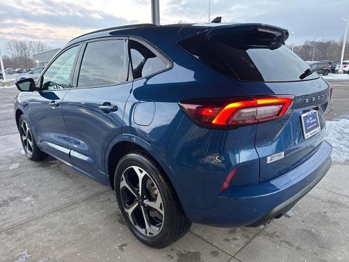 2023 Ford Escape ST-LINE ELITE