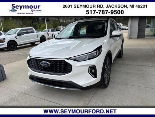 STAR WHITE METALLIC TRI-COA 2023 Ford Escape PLATINUM
