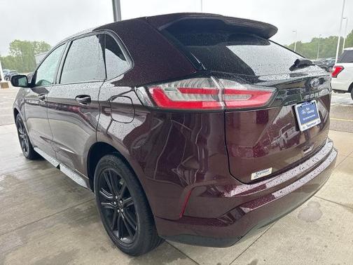 2022 Ford Edge ST LINE