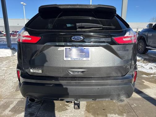 2020 Ford Edge SE