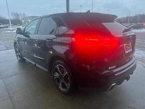 2022 Ford Edge ST