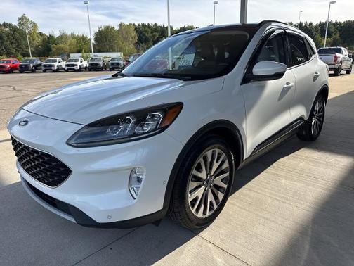 2020 Ford Escape TITANIUM