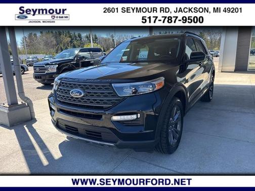 AGATE BLACK METALLIC 2023 Ford Explorer XLT
