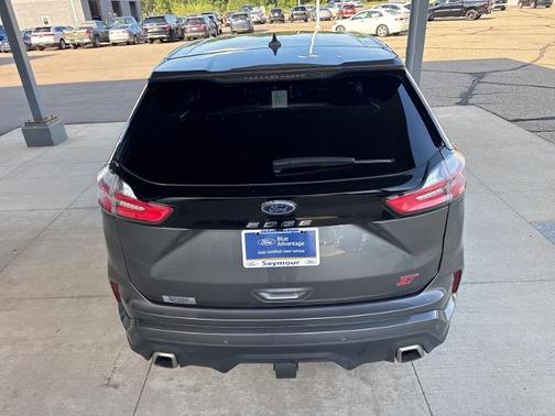 2022 Ford Edge ST