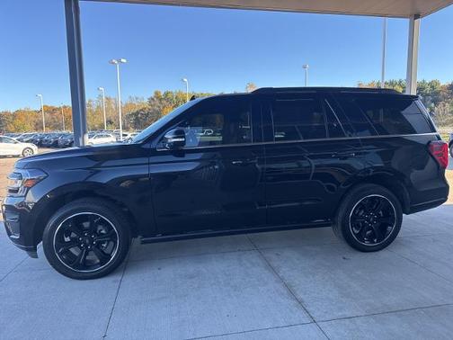 2022 Ford Expedition LIMITED