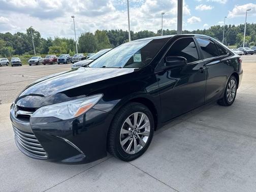 2017 Toyota Camry XLE
