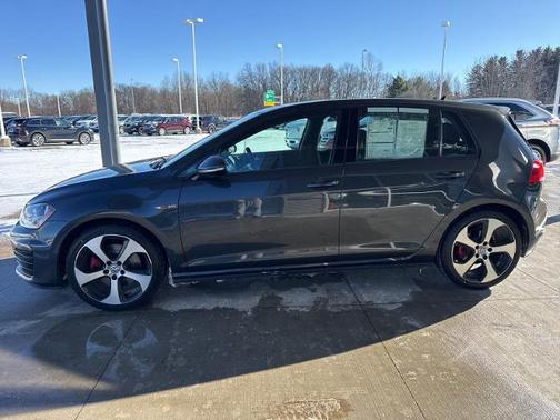 2017 Volkswagen Golf GTI S 4-DOOR