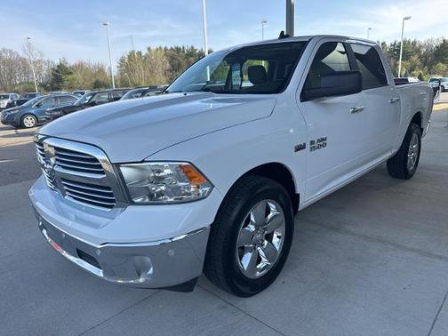 2017 RAM 1500 SLT