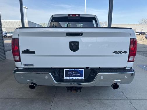 2017 RAM 1500 SLT