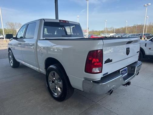2017 RAM 1500 SLT