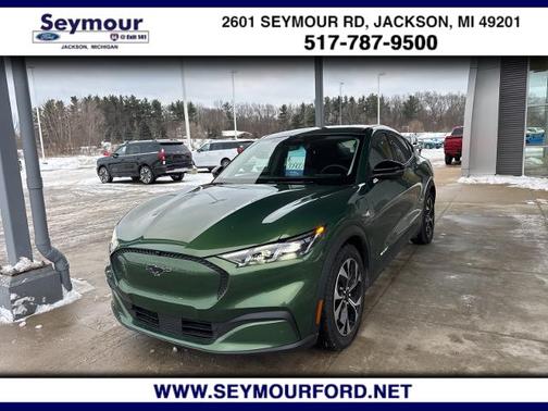 2025 Ford Mustang Mach-E SELECT