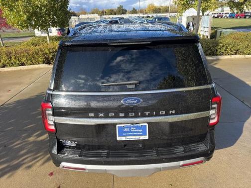 2022 Ford Expedition PLATINUM