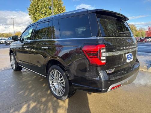 2022 Ford Expedition PLATINUM