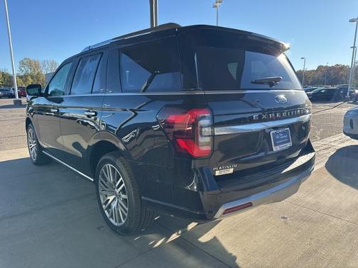2022 Ford Expedition PLATINUM