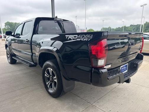 2019 Toyota Tacoma TRD SPORT