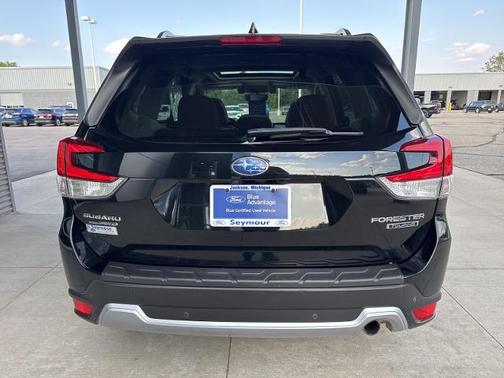 2021 Subaru Forester TOURING