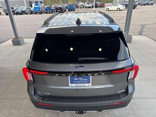 CARBONIZED GRAY METALLIC 2025 Ford Explorer ACTIVE