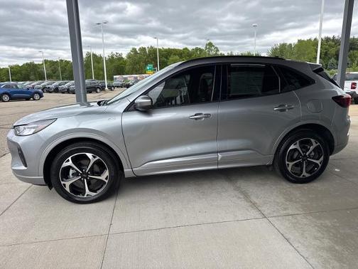 2024 Ford Escape ST-LINE SELECT
