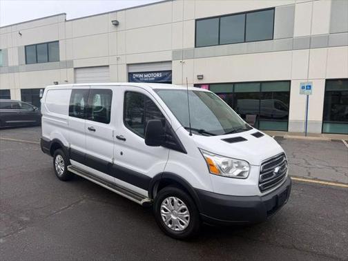 2015 Ford Transit-250 Base