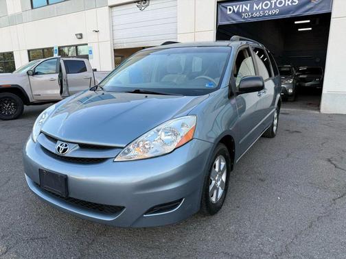 2008 Toyota Sienna LE