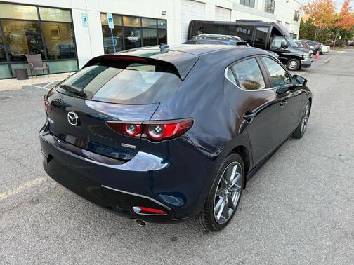 2019 Mazda Mazda3 FWD w/Preferred Package