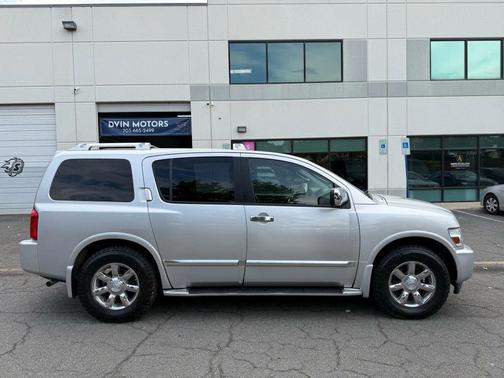 2006 INFINITI QX56 Base