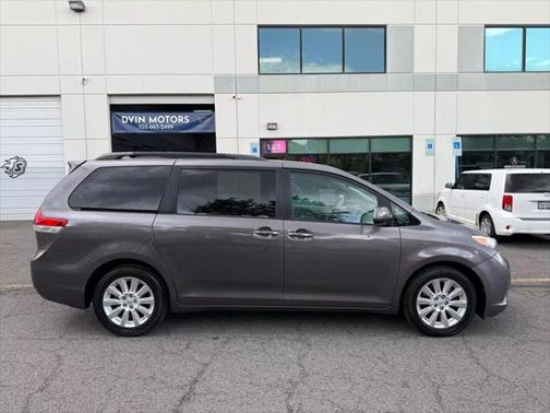 2012 Toyota Sienna Limited