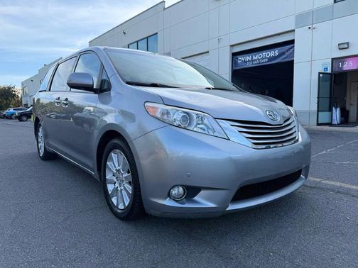 2011 Toyota Sienna Limited