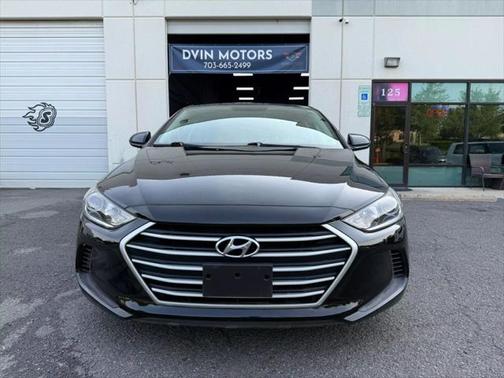 2018 Hyundai ELANTRA SE