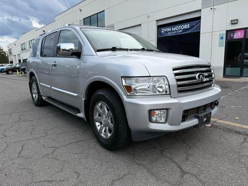 2006 INFINITI QX56 Base