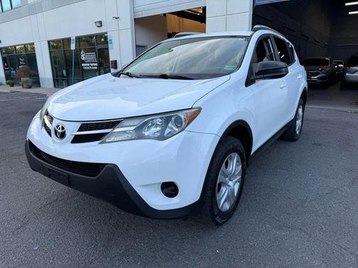 2013 Toyota RAV4 LE