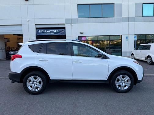 2013 Toyota RAV4 LE