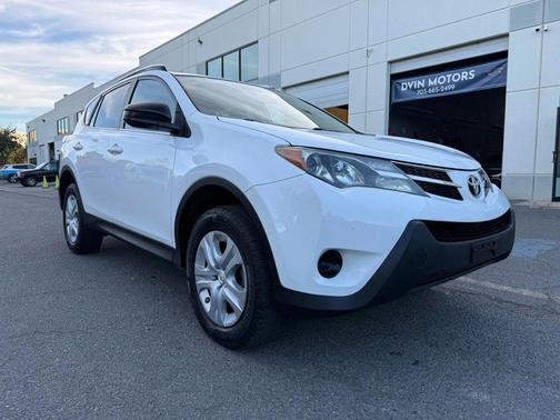 2013 Toyota RAV4 LE