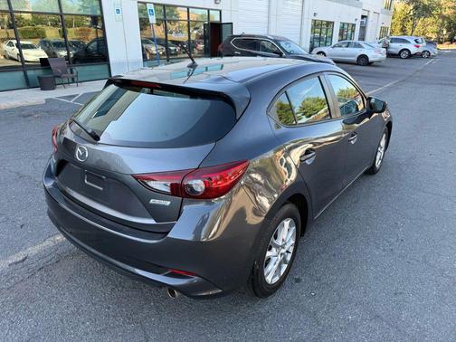 2018 Mazda Mazda3 Sport