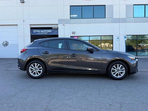 2018 Mazda Mazda3 Sport