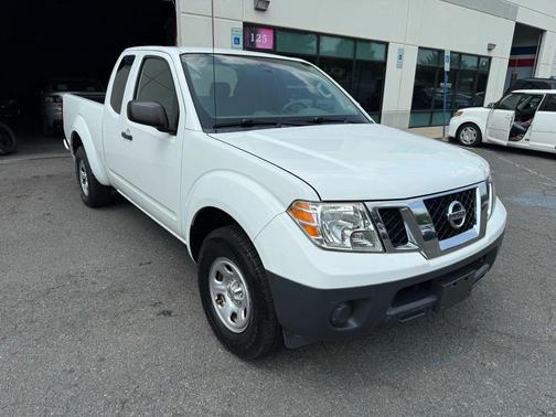 2016 Nissan Frontier S