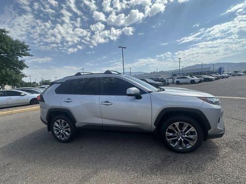 2022 Toyota RAV4 Limited