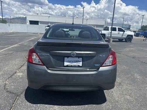2016 Nissan Versa 1.6 SV