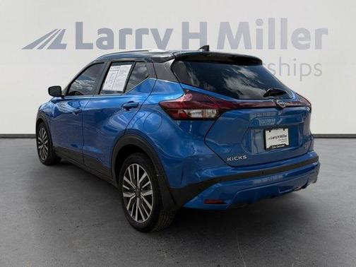 2022 Nissan Kicks SV