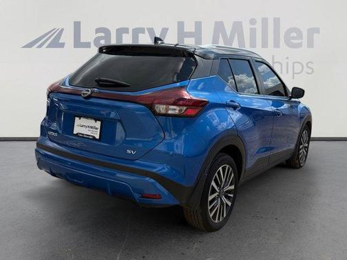 2022 Nissan Kicks SV