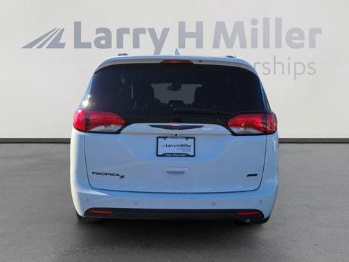 2020 Chrysler Pacifica Launch Edition