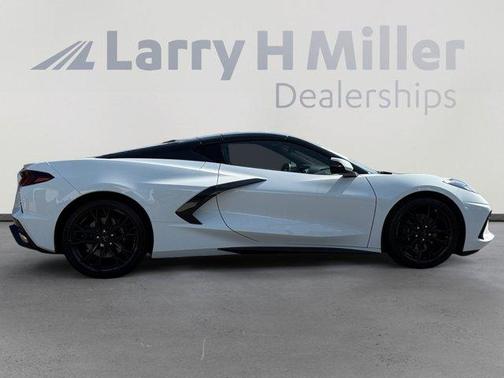 2024 Chevrolet Corvette Stingray w/2LT