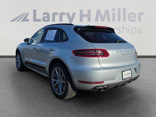 2016 Porsche Macan Turbo