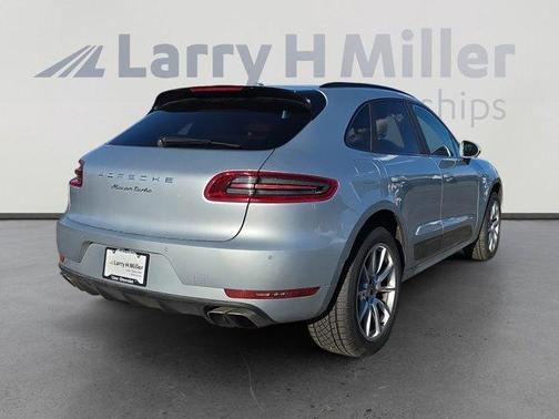 2016 Porsche Macan Turbo